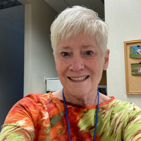 Meet your Posher, Nancy - Picture 4 of 4